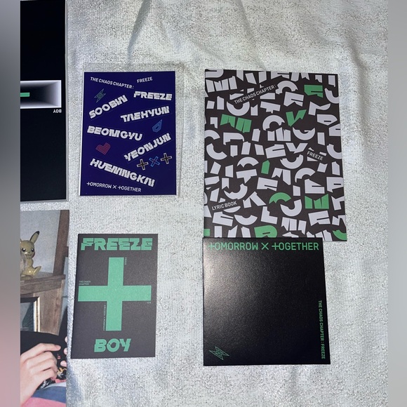 Tomorrow x Together - Chaos Chapter : Freeze Album boy version - Picture 3 of 4